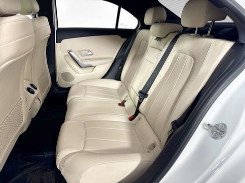 Used 2019 Mercedes-Benz A 220 4MATIC image 28