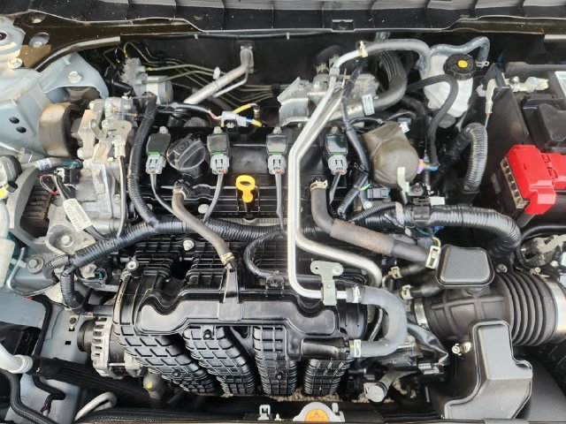 Used 2025 Nissan Altima 2.5 SV FWD image 27