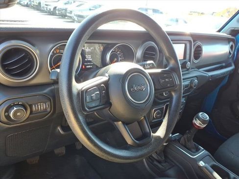 Used 2021 Jeep Wrangler Sport image 8