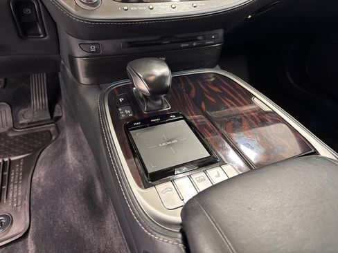 Used 2018 Lexus LS 500 AWD image 14