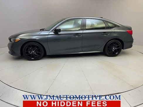 Used 2024 Honda Civic Sport image 2