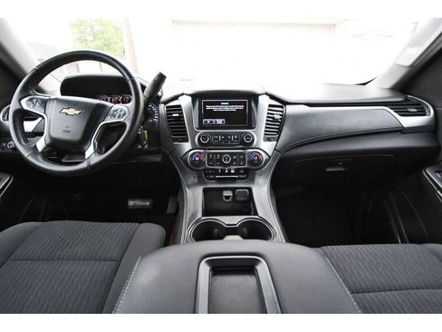 Used 2017 Chevrolet Tahoe LS RWD image 9