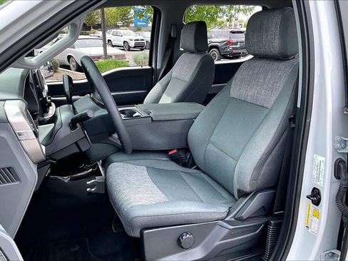 Used 2023 Ford F150 XLT image 9