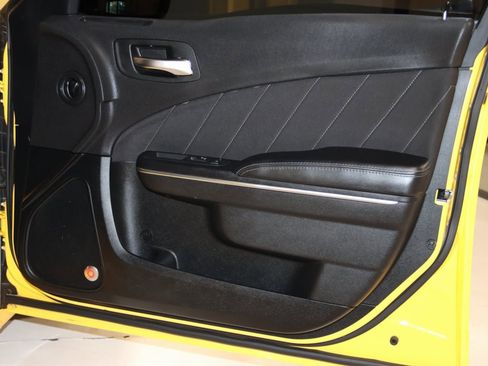 Used 2017 Dodge Charger R/T w/ Beats Audio Group image 51