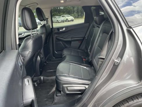 Used 2021 Ford Escape SEL w/ Technology Package AWD/4WD image 10