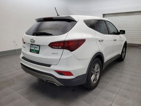 Used 2018 Hyundai Santa Fe Sport FWD image 9