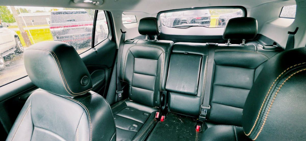 Used 2018 GMC Terrain SLT w/ Preferred Package FWD image 9