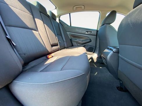 Used 2022 Nissan Altima 2.5 SV image 14