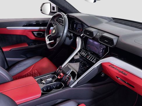 Used 2020 Lamborghini Urus AWD/4WD image 32