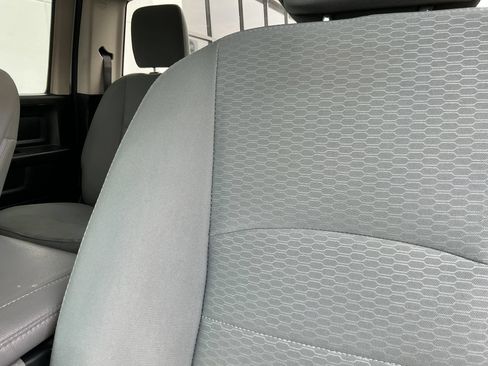 Used 2018 RAM 2500 Tradesman w/ Chrome Appearance Group AWD/4WD image 14
