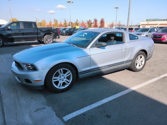 Used 2012 Ford Mustang Coupe RWD image 10