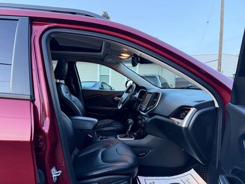 Used 2014 Jeep Cherokee Trailhawk w/ Technology Group image 13