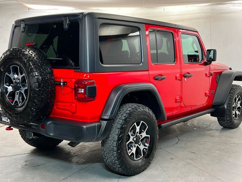Used 2021 Jeep Wrangler Unlimited Rubicon w/ LED Lighting Group AWD/4WD image 5