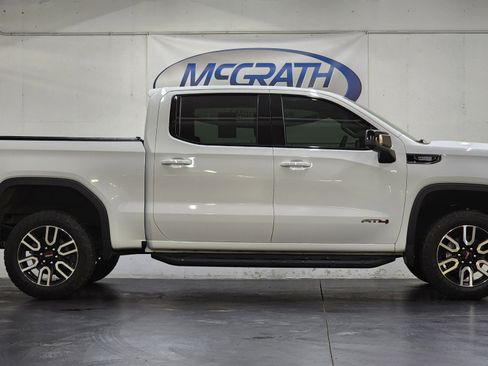 Used 2023 GMC Sierra 1500 AT4 w/ AT4 Premium Package image 3