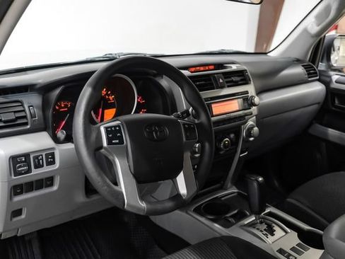 Used 2013 Toyota 4Runner SR5 RWD image 3