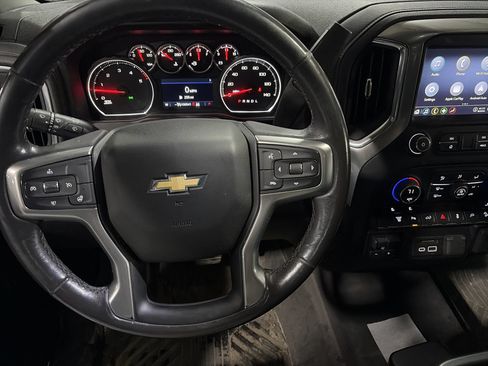 Used 2022 Chevrolet Silverado 3500 LT w/ Convenience Package AWD/4WD image 13