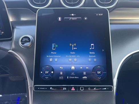 Used 2024 Mercedes-Benz GLC 300 4MATIC image 22