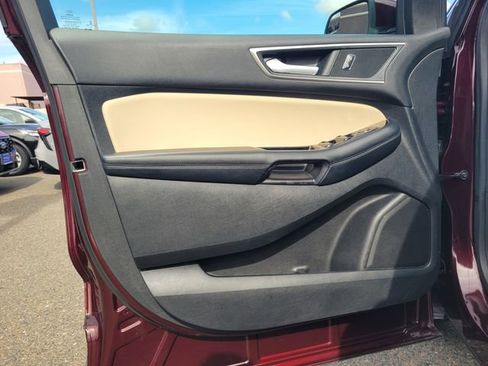 Used 2018 Ford Edge SEL w/ Equipment Group 201A image 16