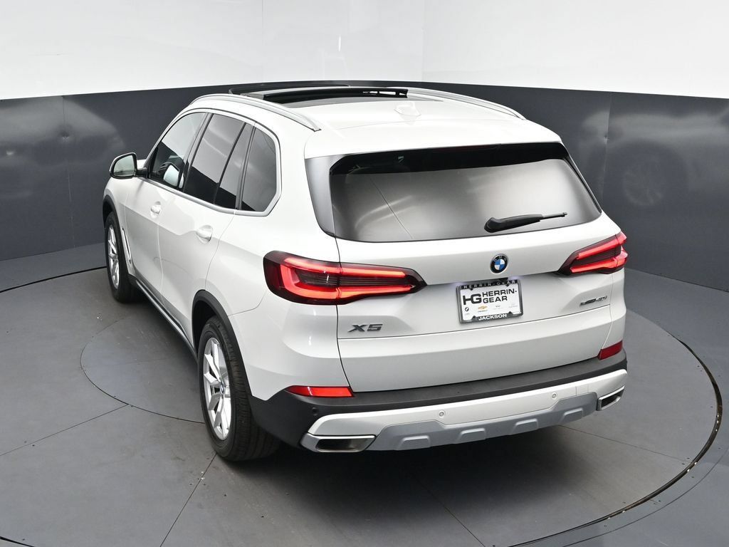 Certified 2023 BMW X5 sDrive40i RWD image 33
