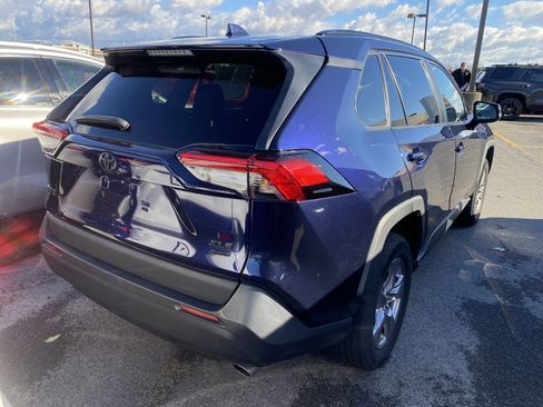 Used 2023 Toyota RAV4 XLE w/ Convenience Package image 6