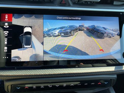 New 2026 Jeep Cherokee Overland w/ Trailer Tow Group image 12