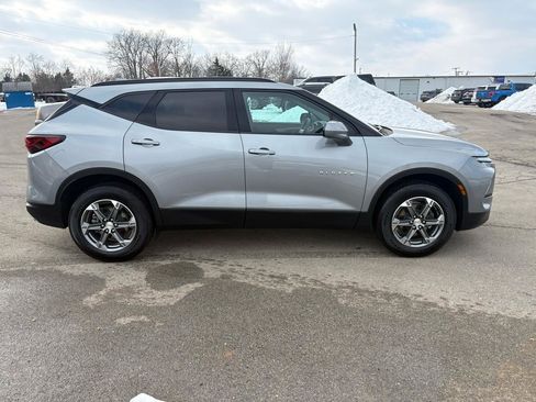 Used 2023 Chevrolet Blazer LT w/ Convenience Package image 2