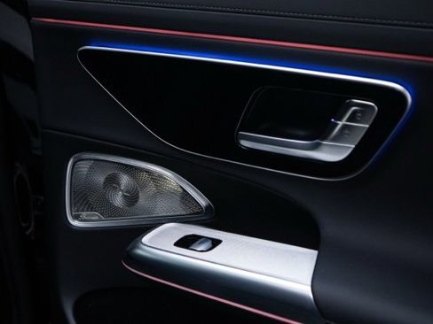 Used 2025 Mercedes-Benz E 450 4MATIC All-Terrain Wagon image 26