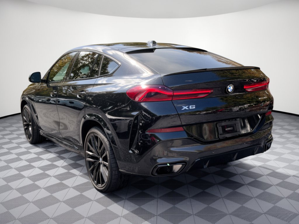 Used 2025 BMW X6 xDrive40i w/ Climate Comfort Package AWD/4WD image 3