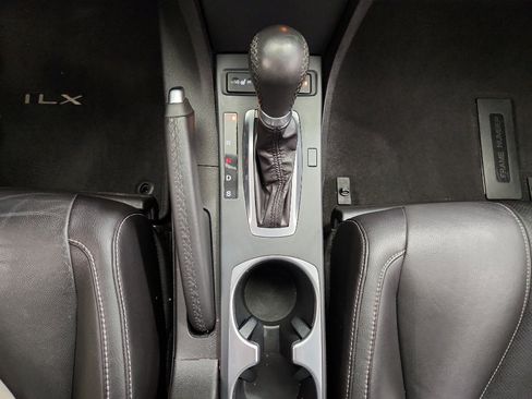 Certified 2019 Acura ILX w/ Premium Package image 24
