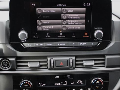 Certified 2024 Nissan Pathfinder S image 34