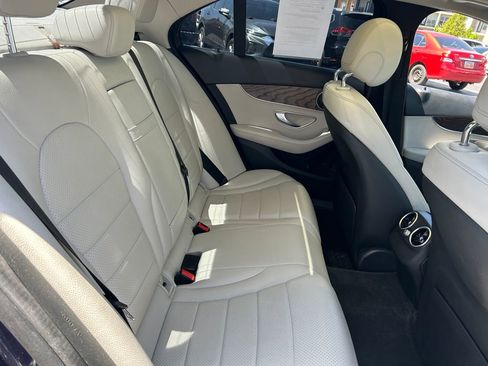 Used 2018 Mercedes-Benz C 300 4MATIC Sedan image 31
