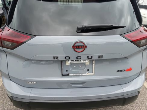 Used 2026 Nissan Rogue SV w/ Rock Creek Premium Package AWD/4WD image 14
