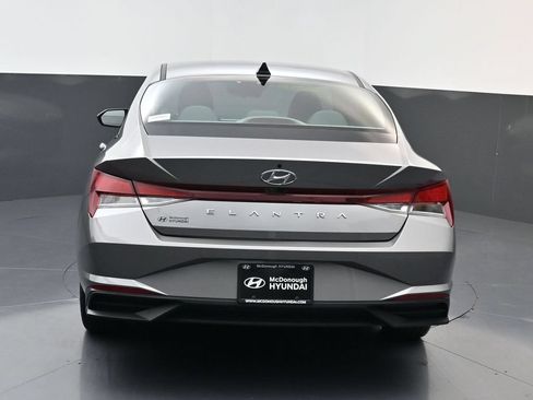 Certified 2023 Hyundai Elantra SEL FWD image 4