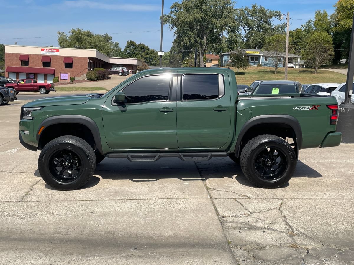 Used 2022 Nissan Frontier Pro-X RWD image 3
