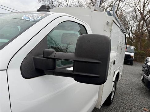 Used 2015 Chevrolet Silverado 3500 W/T image 30