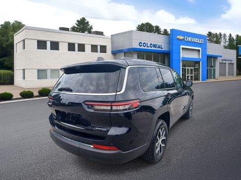 Used 2023 Jeep Grand Cherokee L Limited w/ Luxury Tech Group II AWD/4WD image 4