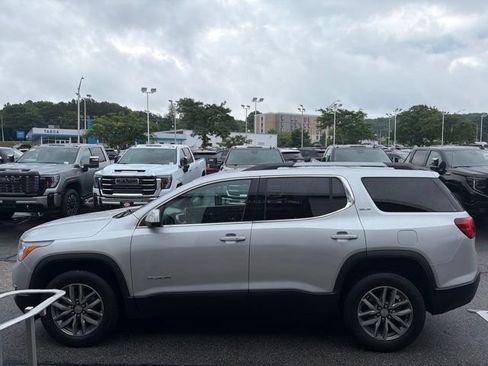 Used 2018 GMC Acadia SLE AWD/4WD image 6