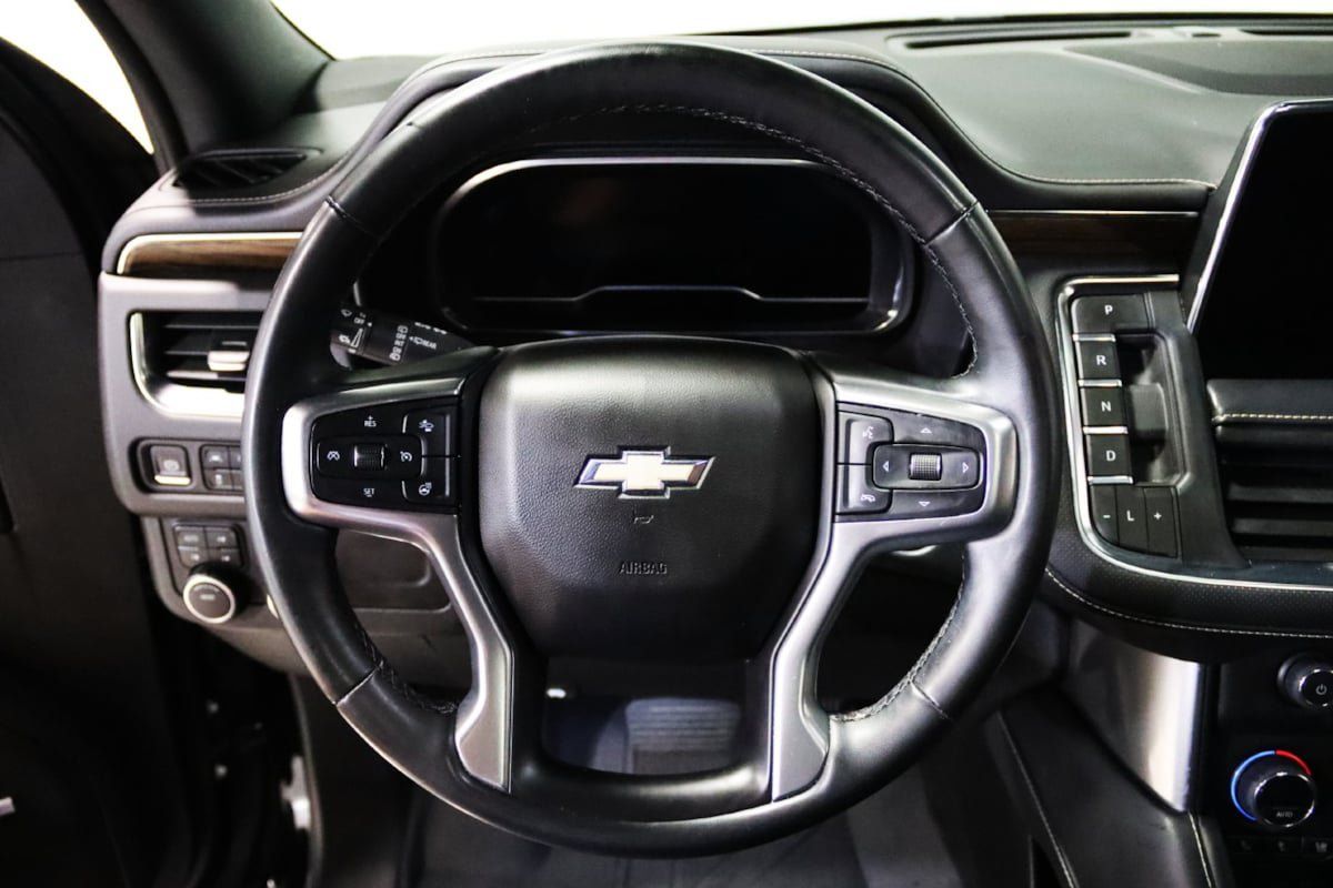 Used 2023 Chevrolet Tahoe Premier AWD/4WD image 41