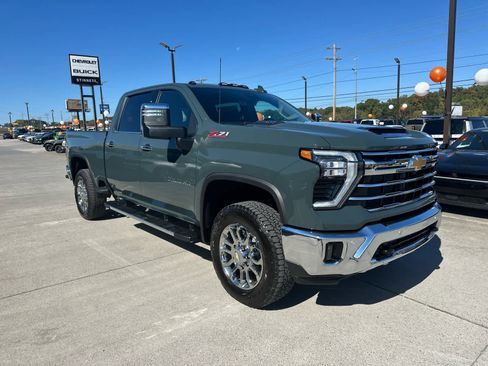 New 2026 Chevrolet Silverado 2500 LTZ w/ LTZ Premium Package image 1