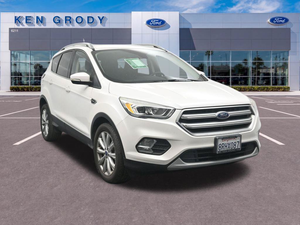 Used 2017 Ford Escape Titanium FWD image 18