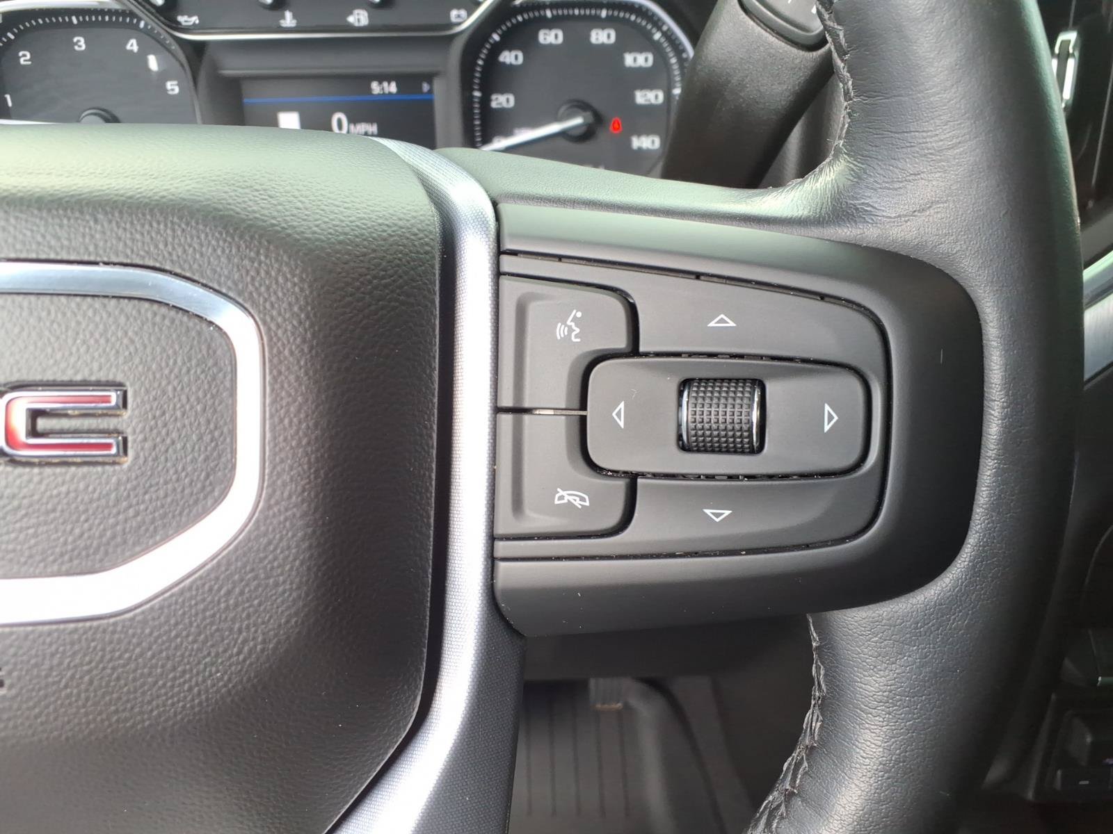 Used 2022 GMC Sierra 2500 SLT w/ SLT Premium Package AWD/4WD image 29