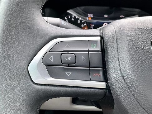 Used 2024 Jeep Compass Latitude AWD/4WD image 16