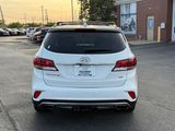 Used 2017 Hyundai Santa Fe SE image 5