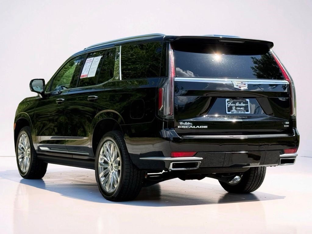 Certified 2024 Cadillac Escalade Premium Luxury w/ Performance Package AWD/4WD image 15