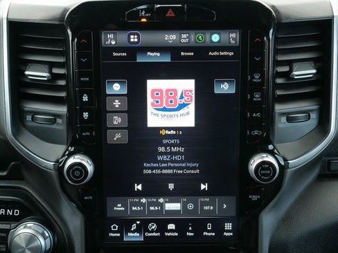 Used 2025 RAM 1500 Laramie image 16