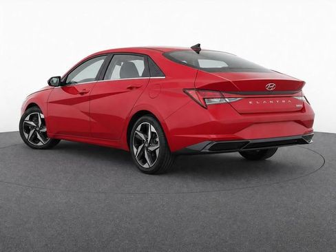 Used 2023 Hyundai Elantra Limited FWD image 7