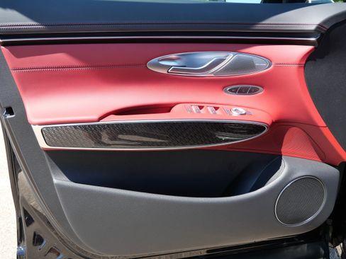 New 2026 Genesis GV70 2.5T Select AWD/4WD image 4
