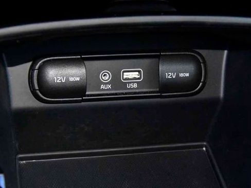 Certified 2020 Kia Sorento S image 23