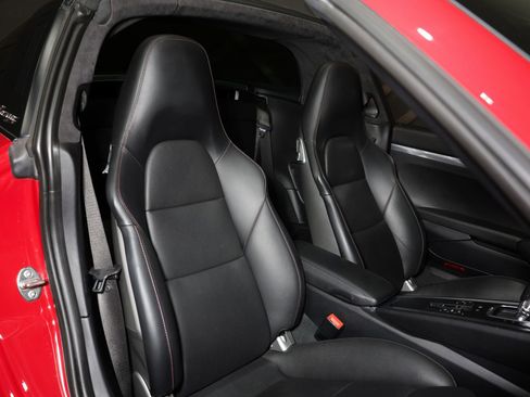 Used 2019 Porsche 911 Targa 4S image 6