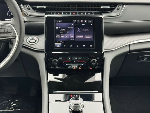 Used 2025 Jeep Grand Cherokee L Laredo w/ Luxury Tech Group I image 29